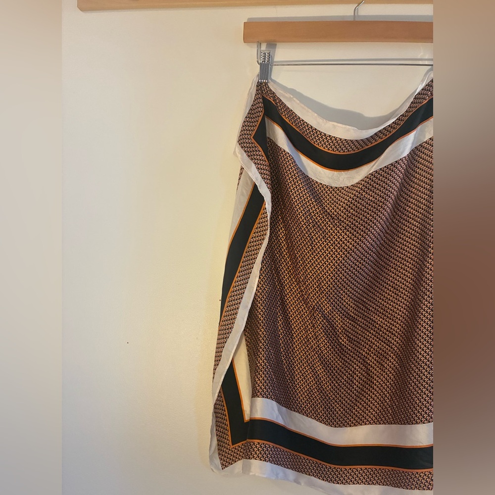 Silky Geometric Print Scarf Wrap in Brown and Black